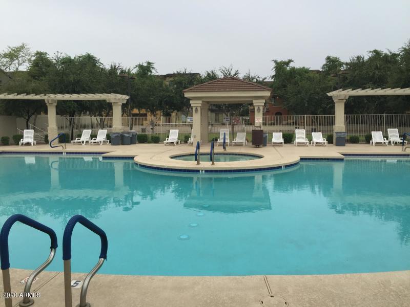 2 pools and hottub - 2401 E Rio Salado Pky
