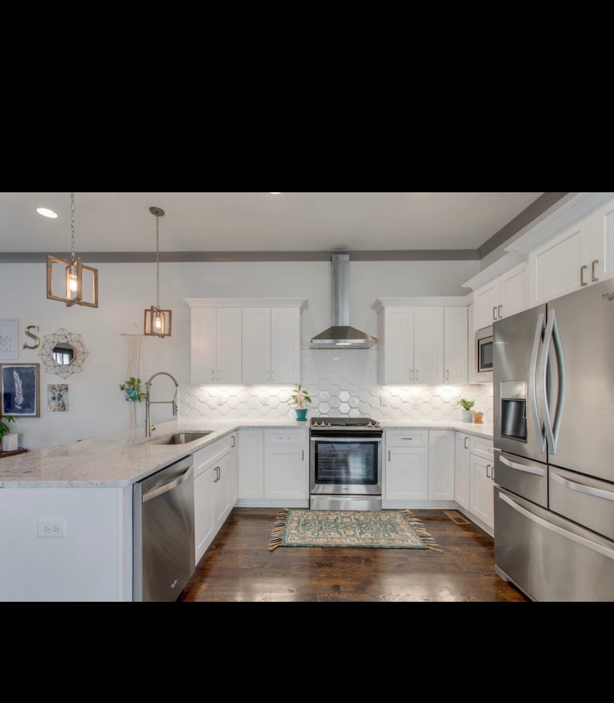 Building Photo - 2209 15th Ave N