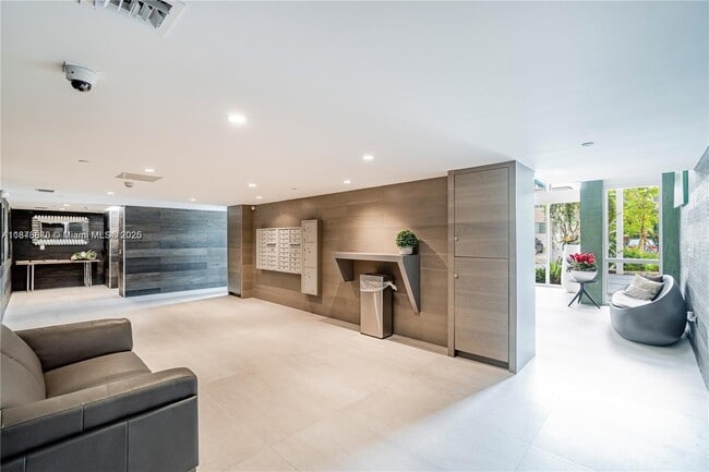 Building Photo - 1150 102nd St