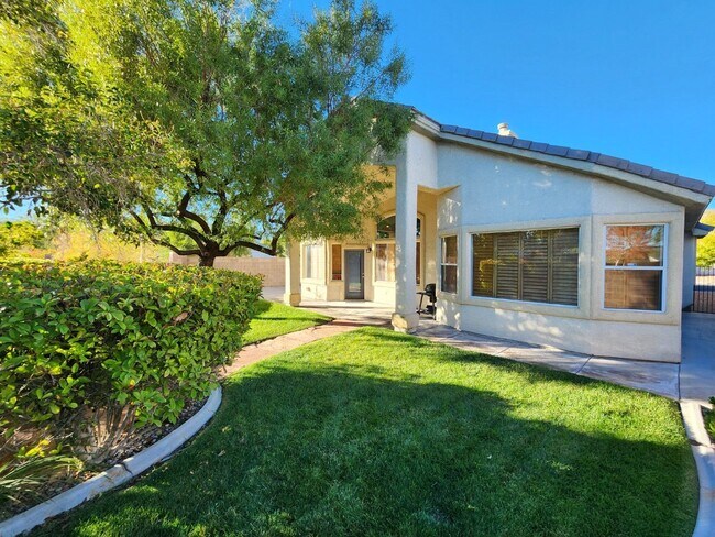 Building Photo - Charming Single-Story Pulte Home in a corn...