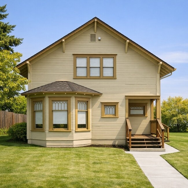 Building Photo - 2000 Iron St