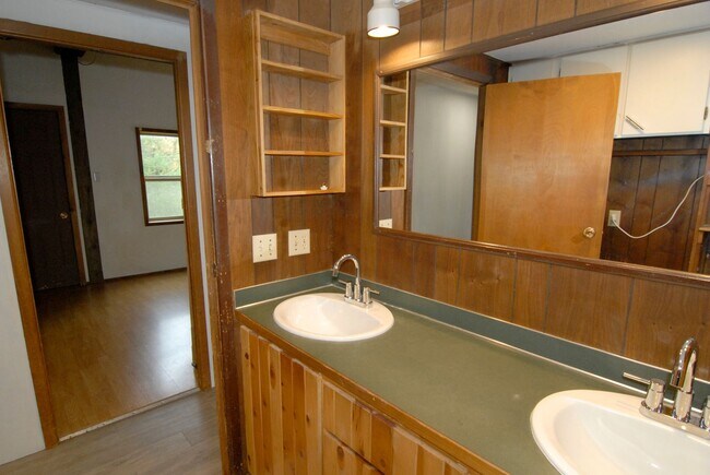 Building Photo - Riverfront property in Coast Range