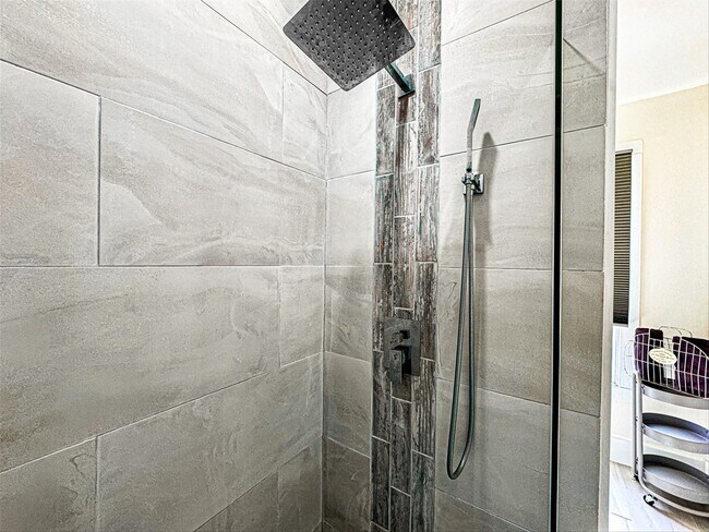 Building Photo - 1912 37th St