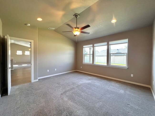 Building Photo - Non-Refundable & Security Deposit Total: $2800.00