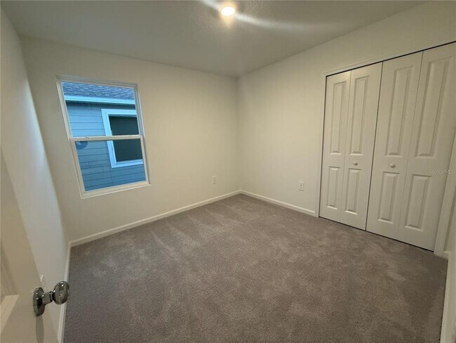 Building Photo - 5427 Meadow Walk Dr