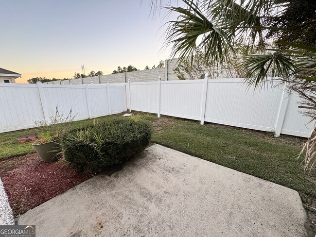 Building Photo - 217 Austin Ryan Dr