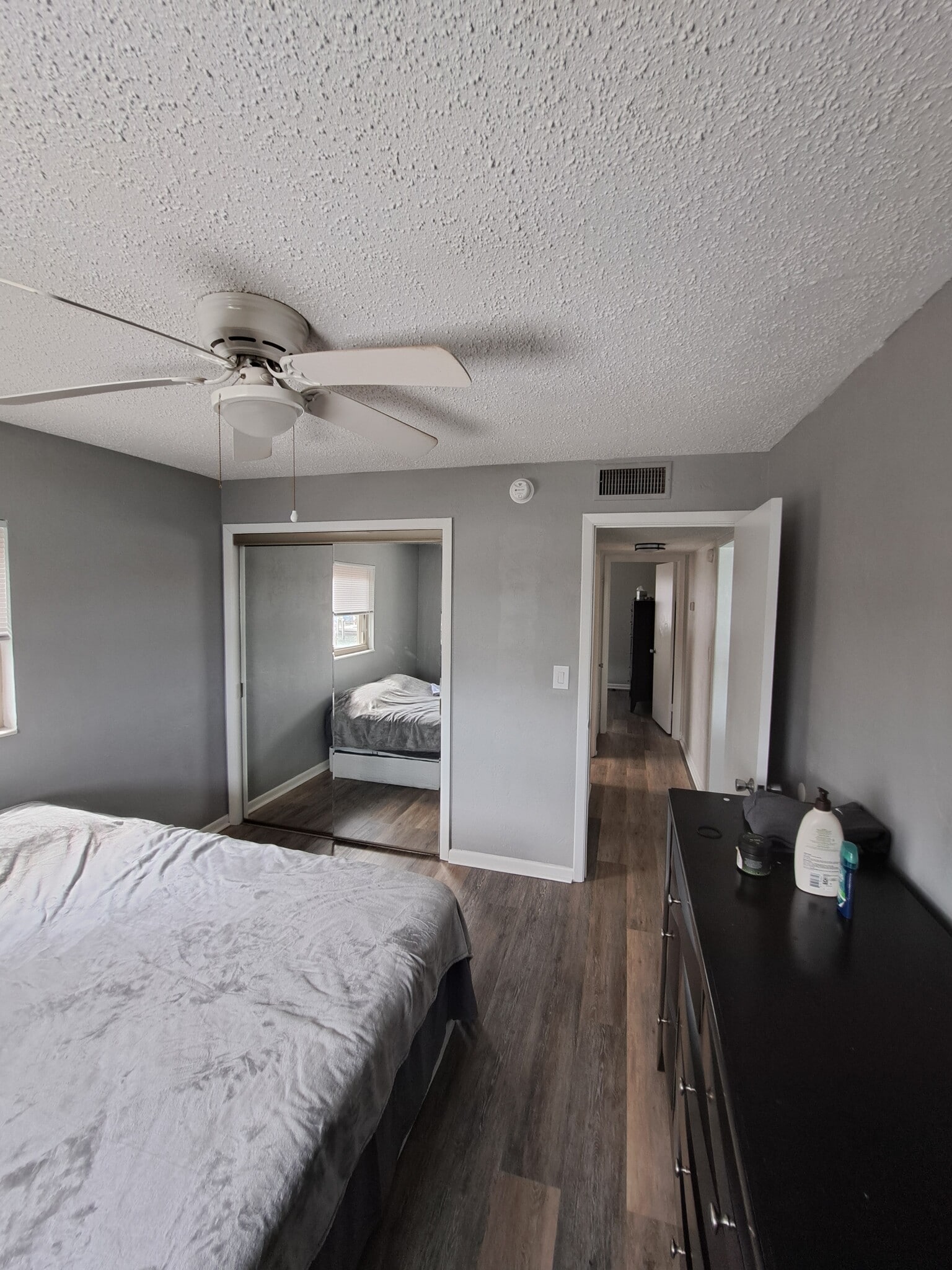 Master bedroom - 35 44th Ave