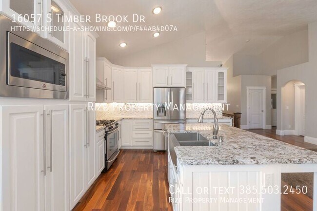 Building Photo - 16057 Timber Brook Dr E