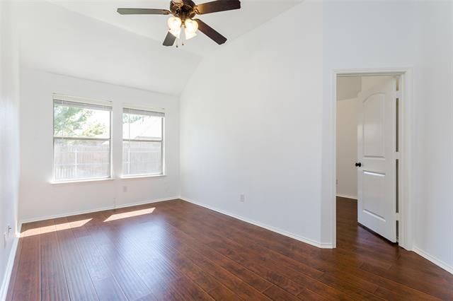 Building Photo - 918 Mangrove Dr