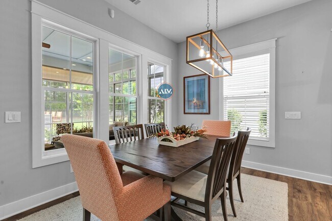 Building Photo - Beautiful custom home in Hampton Lake!