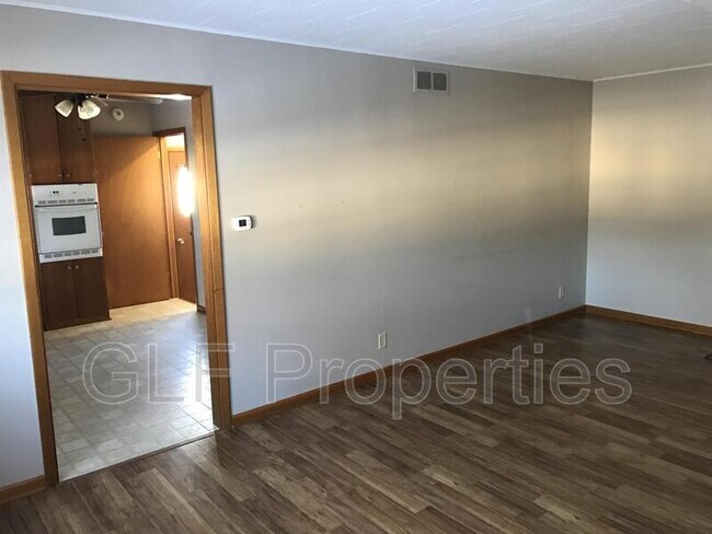 Building Photo - 1022 N 7th St