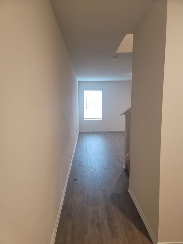 Building Photo - 1117 Northfield Dr