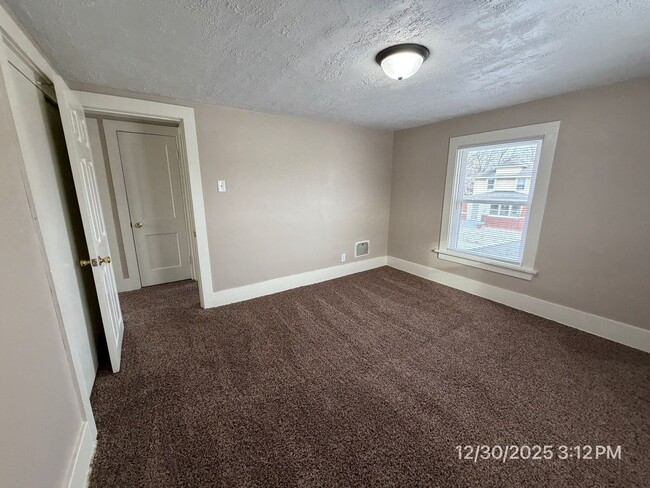 Building Photo - 3422 Smith St