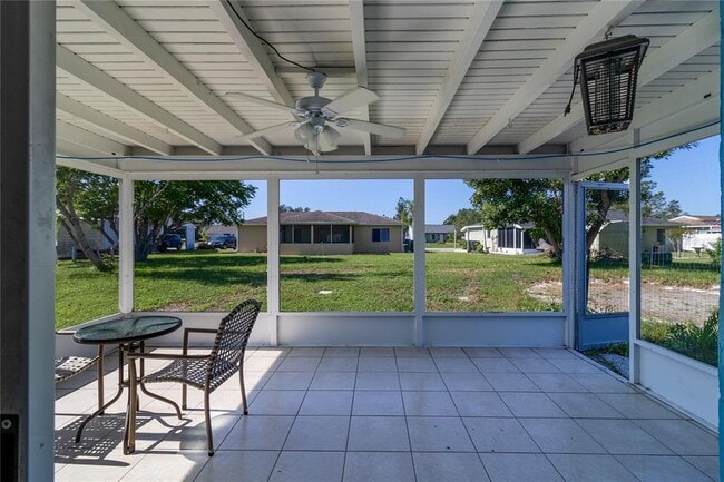 Building Photo - 8119 San Jacinto Ave
