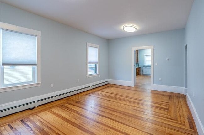 Building Photo - 168 Waterman Ave