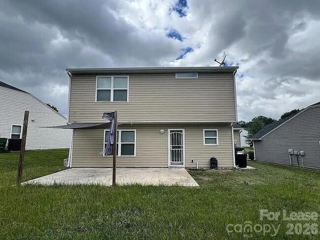Building Photo - 4828 Lynn Lee Cir