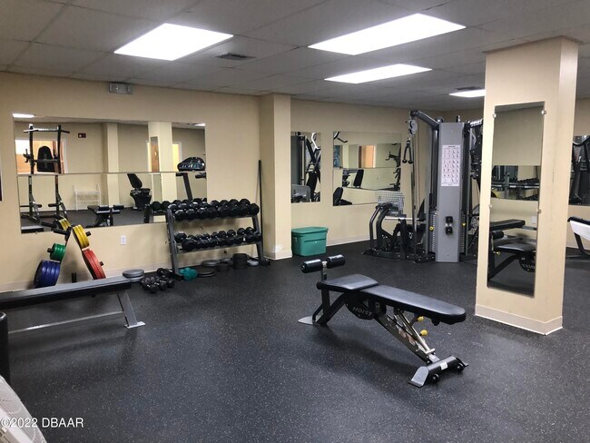 Building Photo - 1415 Ocean Shore Blvd