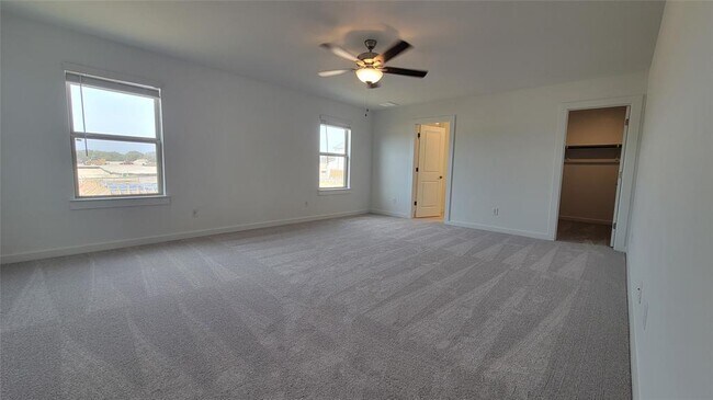 Building Photo - 440 Bristlecone Bend