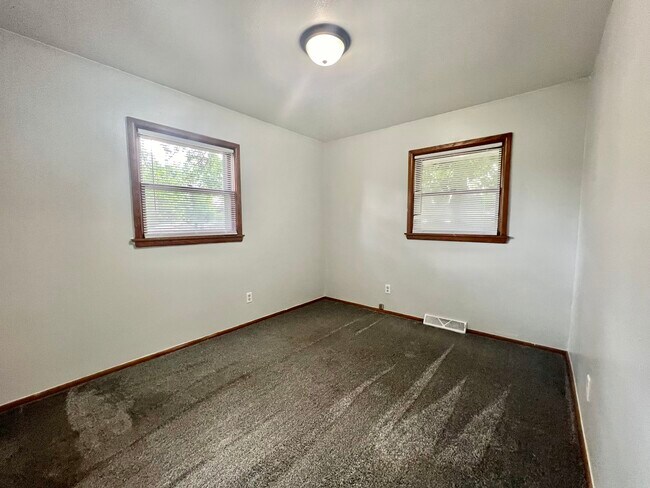 Building Photo - 2606 Iva Ct