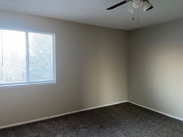 Building Photo - 17676 E Bethany Cir