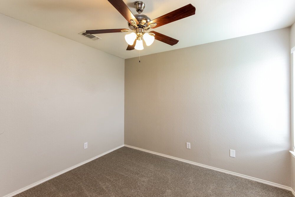 Building Photo - 948 Benjamin Dr