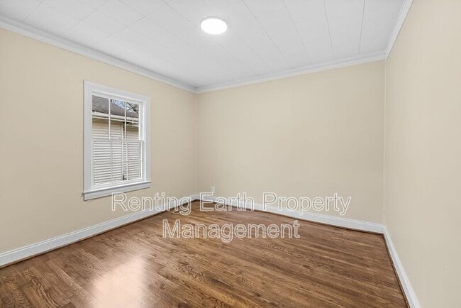 Building Photo - 1619 31st St Ensley