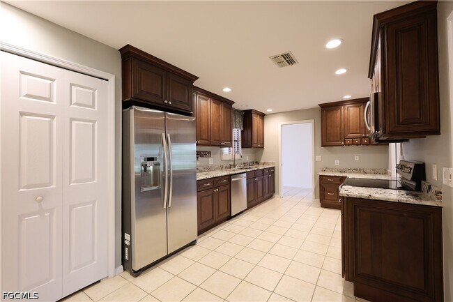 Building Photo - 12840 Dornoch Ct