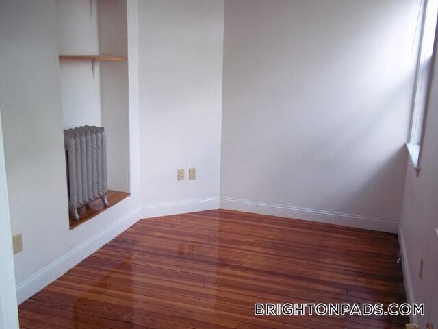 Building Photo - 37 Egremont Rd