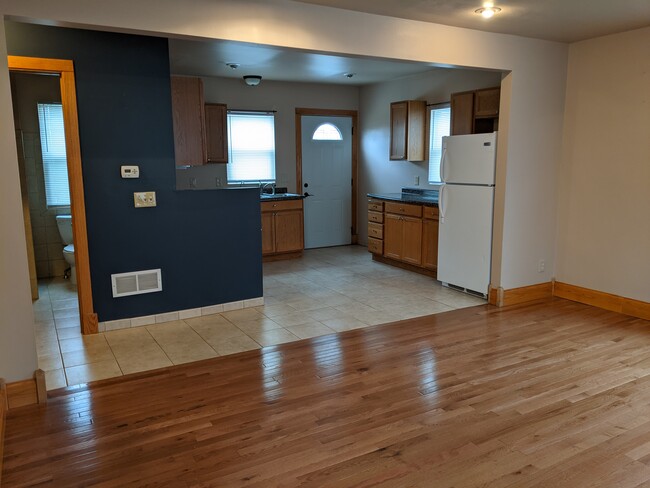 Open concept Kitchen/Living room - 1313 State St