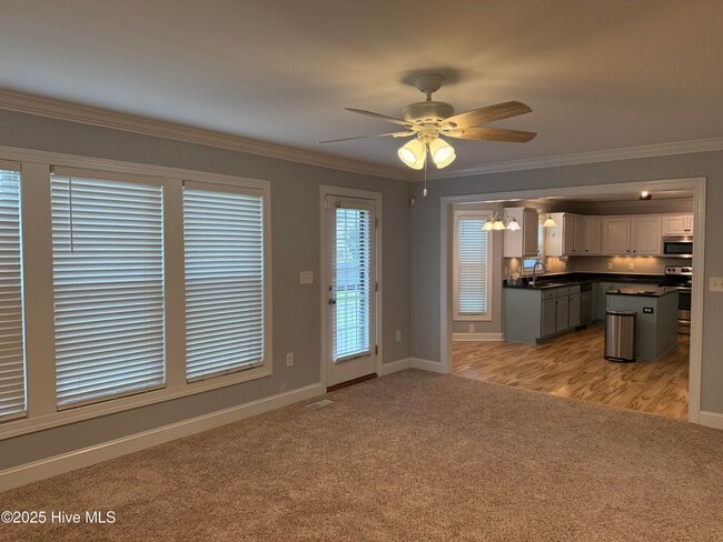 Building Photo - 204 Armistead Way