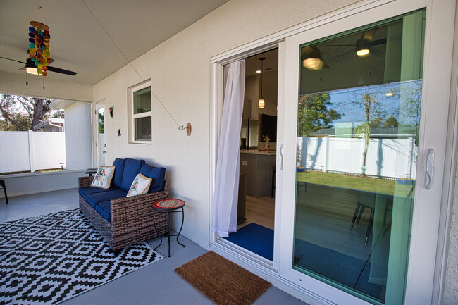 Building Photo - 3887 Hawkeye Cir