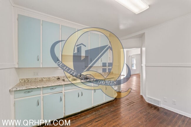 Building Photo - Available Now - 4 BEDROOMS!!!