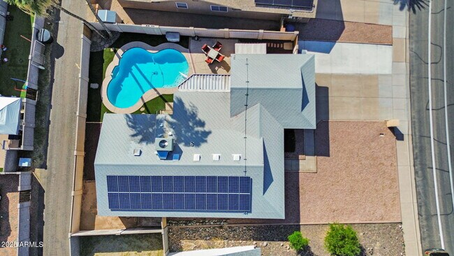 Building Photo - 1511 W Mesquite St