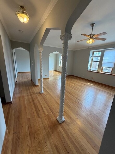 Building Photo - 10913 S Longwood Dr
