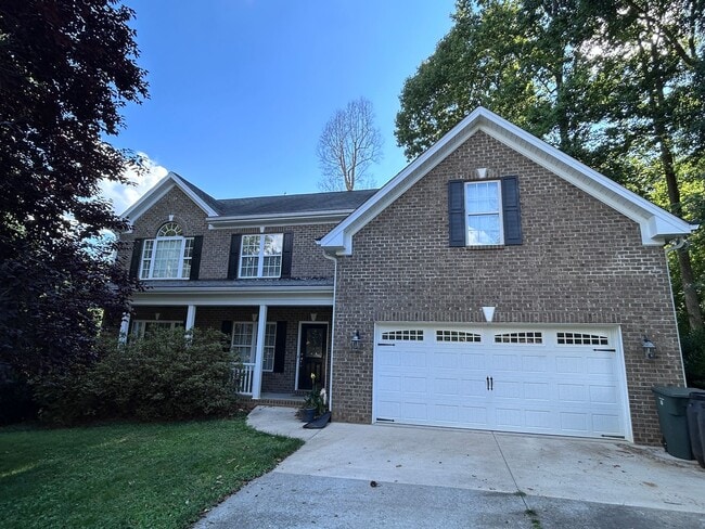 Building Photo - PFAFFTOWN, NC! Lochurst neighborhood. Reagan HS! 5 bedroom, 4.5 bathrooms, over 5k sq ft
