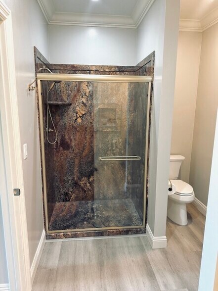 Master Bath - 9589 Alto Dr
