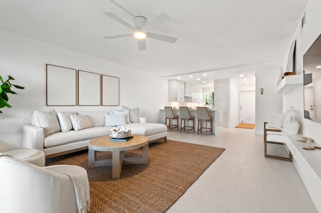 Building Photo - 1030 Sugar Sands Blvd