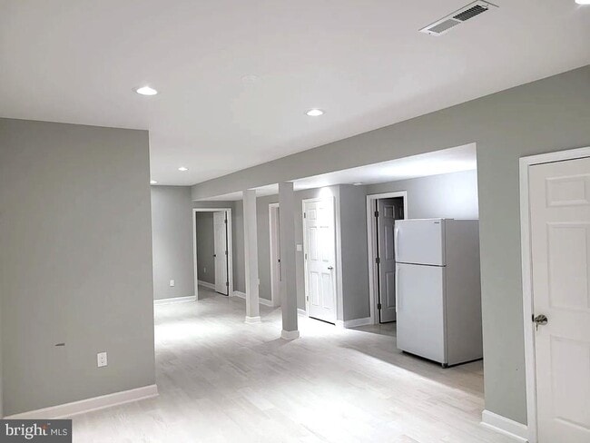 Building Photo - 42068 Basalt Dr