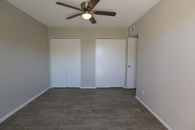 Building Photo - Beautifully Renovated 2-Bedroom Home in a ...