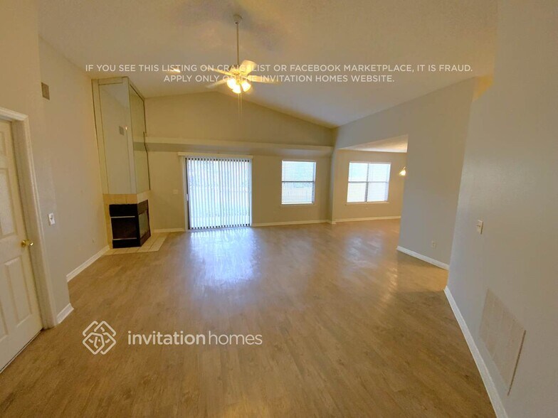 Building Photo - 1371 High Plains Dr W