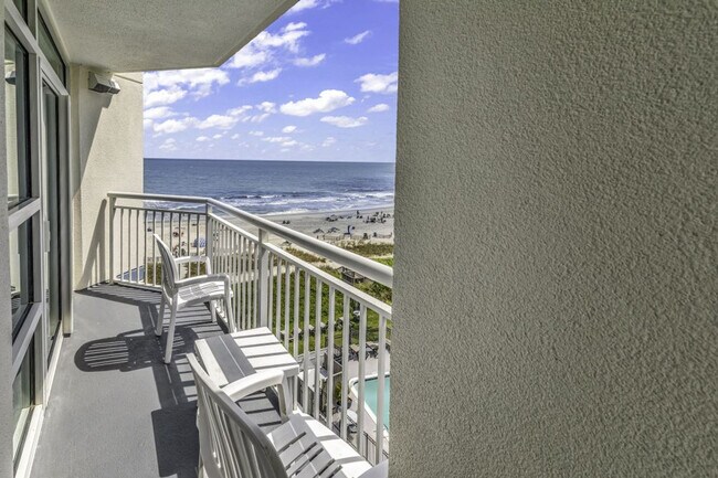 Building Photo - 2506 N Ocean Blvd