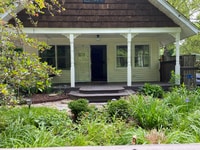 Building Photo - 116 W College St