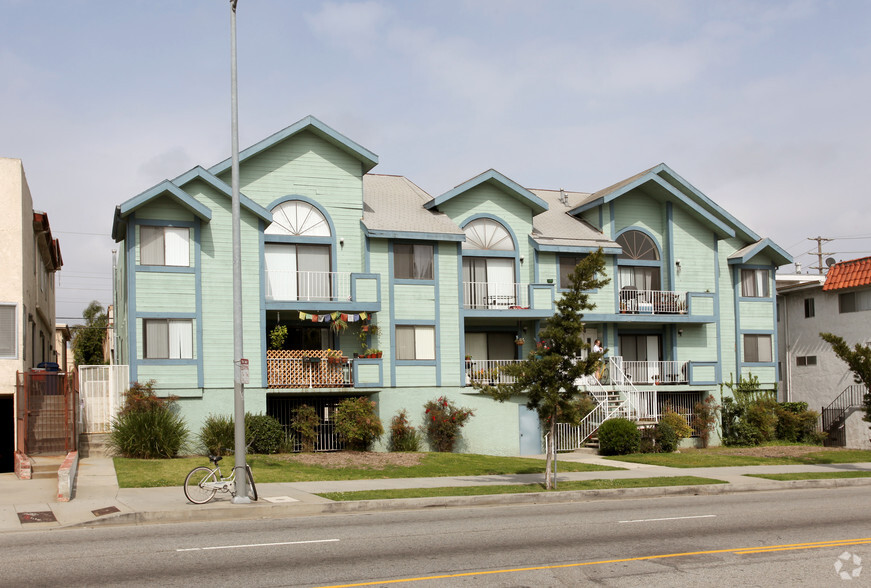 Building Photo - 1546 Bundy Drive