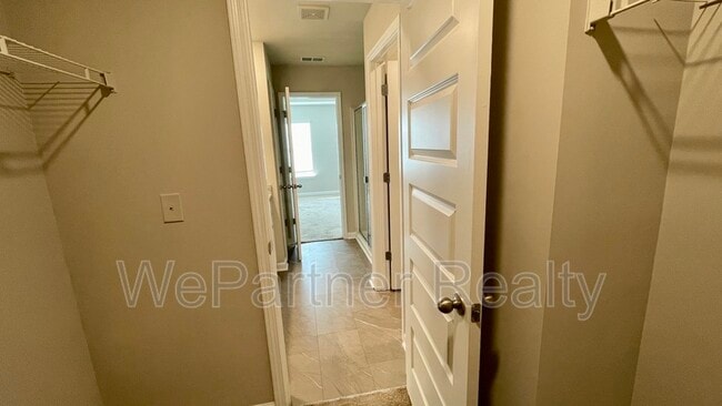 Building Photo - 212 Harrison St