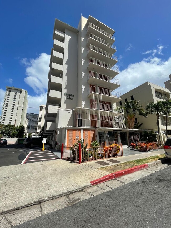 Building Photo - RARELY AVAILABLE HAWAIIAN CROWN IN HEART O...