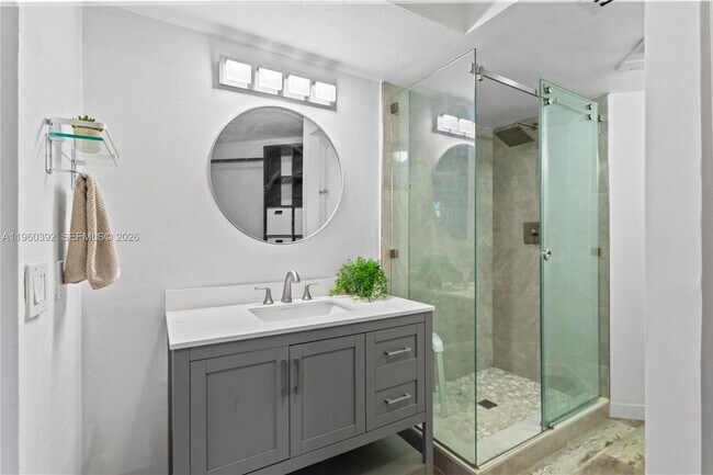 Building Photo - 10401 W Broward Blvd