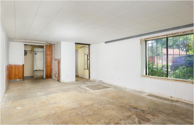 Building Photo - 1440 Beach St