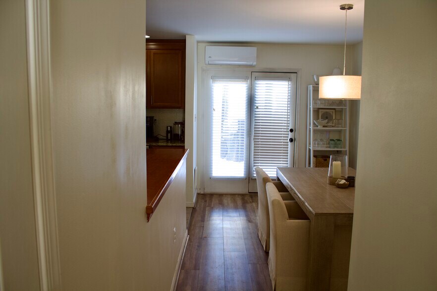 Building Photo - 159 Columbia Ave