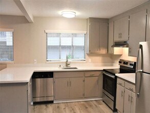 Building Photo - Trailhead Apartments at Tam Junction