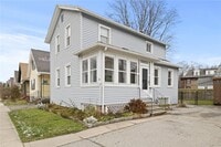 Building Photo - 20 Bloomfield Pl